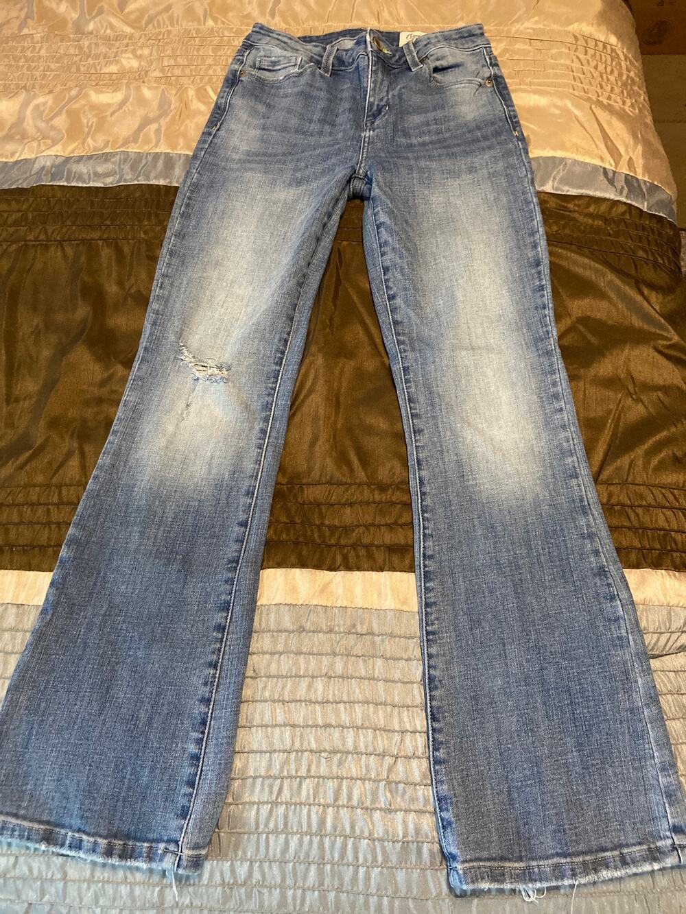 Cosmic Blue Love distressed bootcut jeans Size 26P